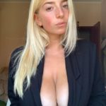 Diana Di Meo arbitra italiana masturbandose