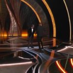 Will Smith le folla la cara a Chris Rock